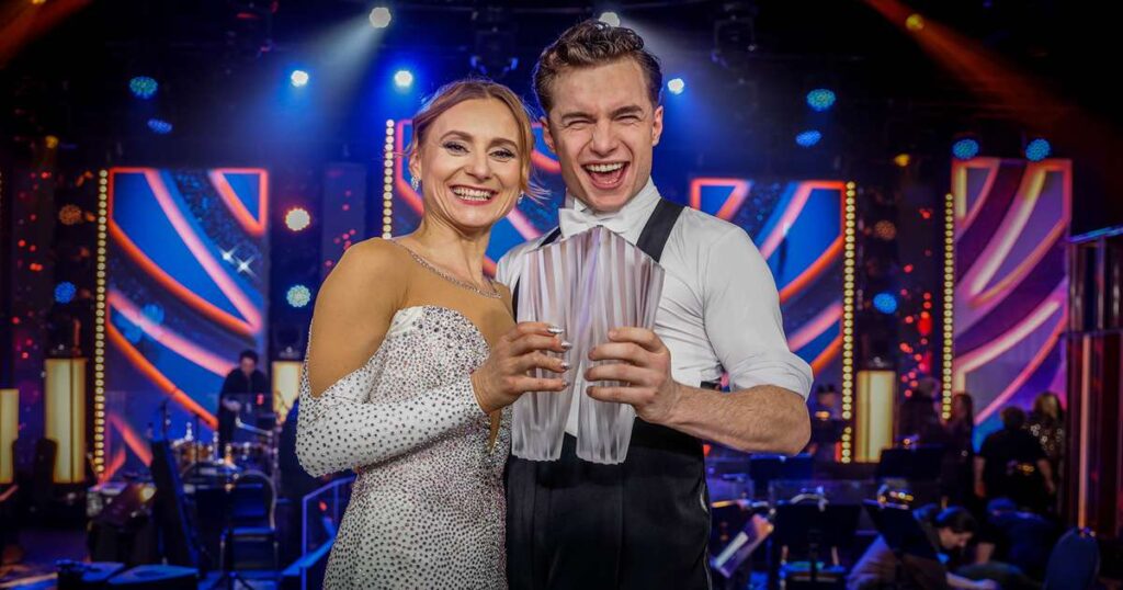 Oskar Hes, Kateřina Bartůněk Hrstková