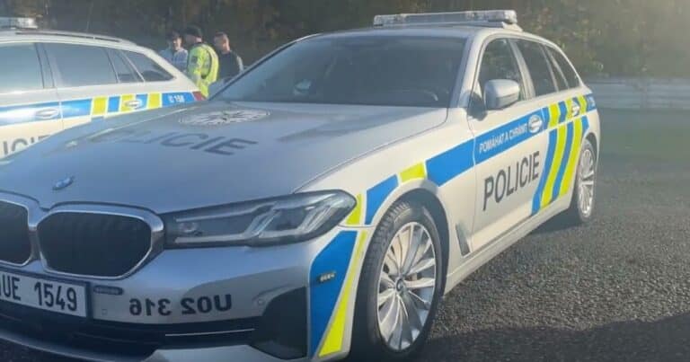policie auto vysetrovani