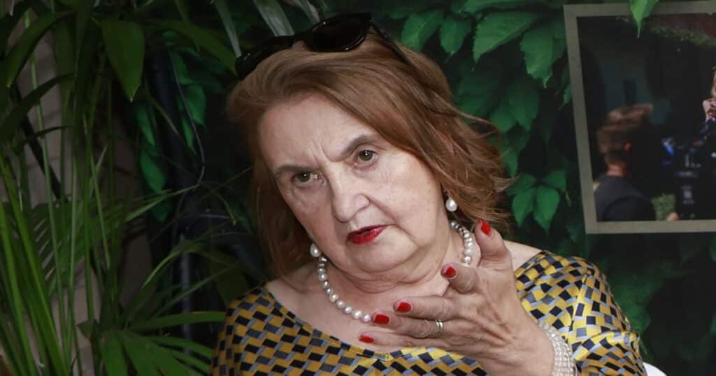 Eva Holubová