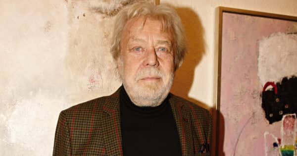 Zuby nehty se pral za to, aby mu odpárali pověst estébáka: Jan Kanyza oslavil 78. narozeniny