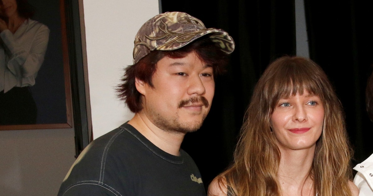 Syn Tomia Okamury se oženil. Novomanželé se inspirovali japonskou tradicí