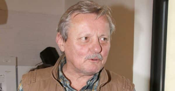 Svatopluk Skopal chtěl mít ze syna hokejistu, ten se ale viděl u filmu. František vyzařuje stejné charisma jako rodiče