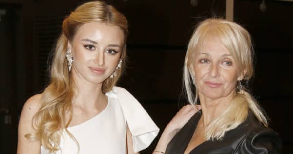 Kordulko, půjdeš k Bee do učení, řekla Žilková dceři. Partnerku Vincenta si zamilovala víc než on sám