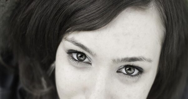 Milovali jsme ji v Básnících, vážnou nemoc dlouho tajila. Skon Věry Vlčkové přišel jako blesk z čistého nebe