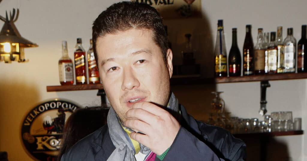 Tomio Okamura gestikuluje