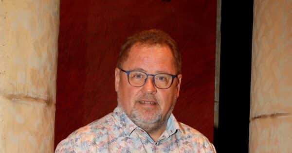 Václav Kopta žije v luxusním domě, který postavil jeho dědeček. Nejoblíbenější místností rodiny je „cochcárna“