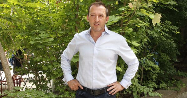 Ze střeženého soukromí Martina Hofmanna: Svatba s ruskou podnikatelkou, bydlení v luxusní čtvrti a slavná nevlastní dcera