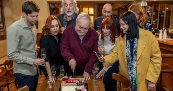 Herci z Ulice berou za jeden den víc než většina Čechů za dva týdny. Nova částky nikdy nepotvrdila, úniky ale mluví jasně