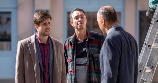 V Ulici se rozehrává nebezpečná hra: Erik tasí trumf v podobě videa, Pokladník tahá za nitky