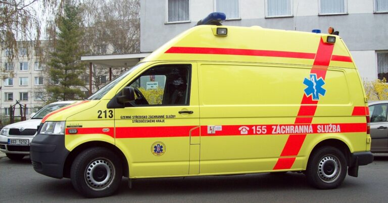 zachranka sanitka auto