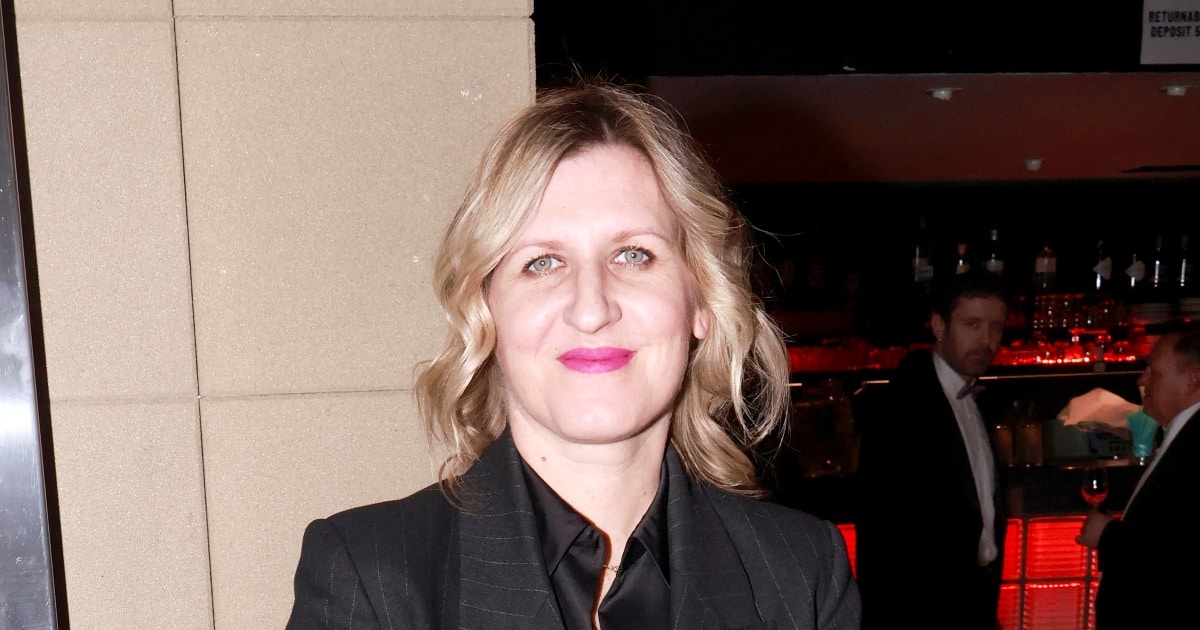 Těhotenství Hanky Třeštíkové (43) rozdělilo Čechy na dva tábory. Zkušené matky jí to mají za zlé, režisérka se ale brání