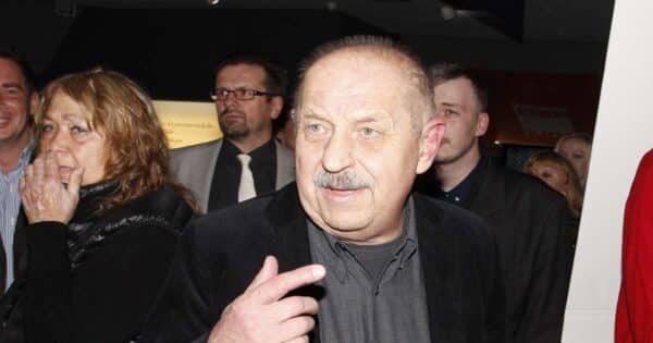 Sedí a vyje žalem. Oldřich Vlach po smrti manželky přiznal trápení, po 50 letech zůstal sám