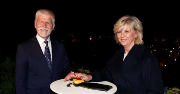 Vánoce u prezidentského páru: První dáma dává do zelňačky švestky, kaprovi se Petr Pavel vyhýbá