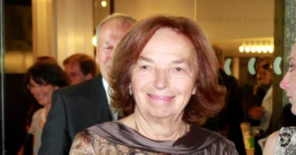 Livia Klausová jen kvete: Za její vitalitou stojí pohyb, práce, vnoučata a lidé, kterými se obklopuje