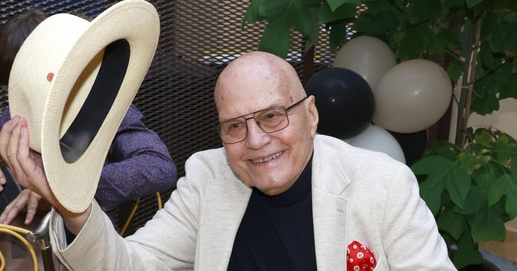 Jan Přeučils kloboukem