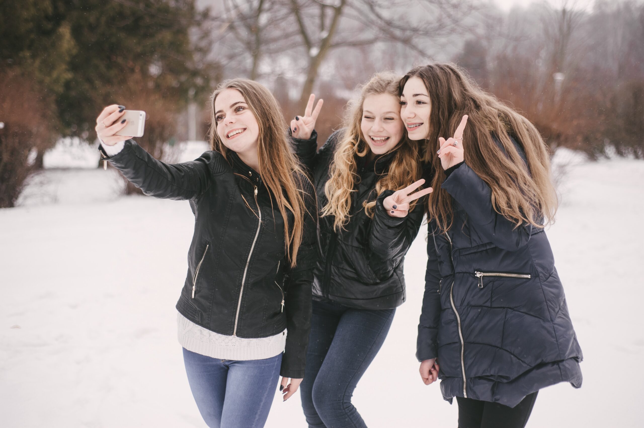 Kvíz: Slova, která dnes frčí mezi mladými. Pokud skončíte s úspěšností alespoň 70 %, patříte k naprosté špičce