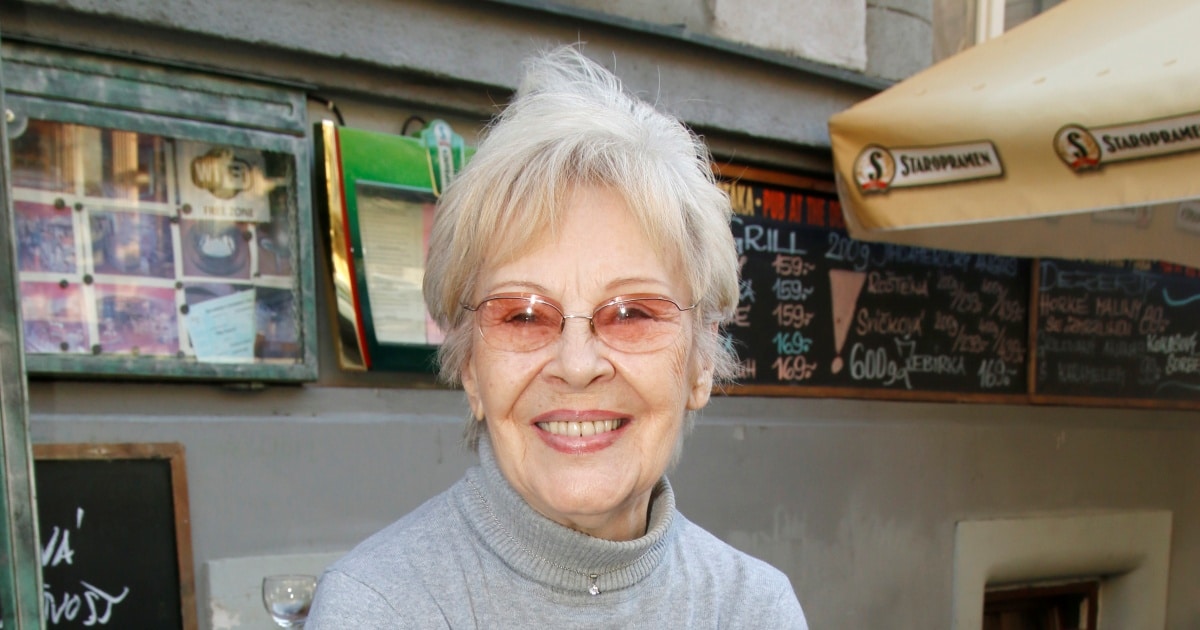 Život se s ní nikdy nemazlil: Boženka z filmu Sněženky a machři dvakrát přišla o děti a vzpomíná, jak tahala nohu za sebou