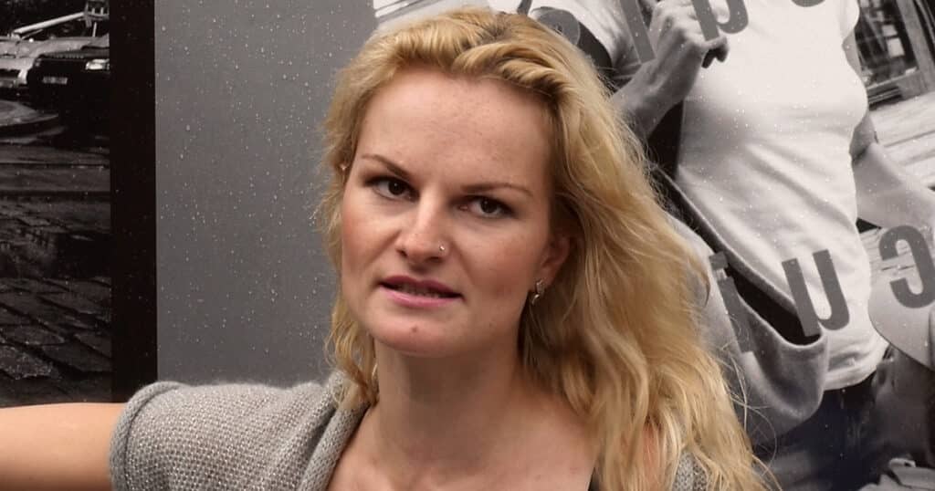 Herečka Iva Pazderková