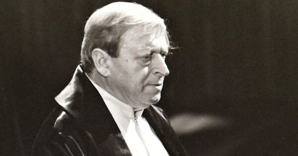 Martin Růžek alias Král Kazisvět po mrtvici chřadnul v LDN. Národní divadlo jeho obřad „odfláklo“