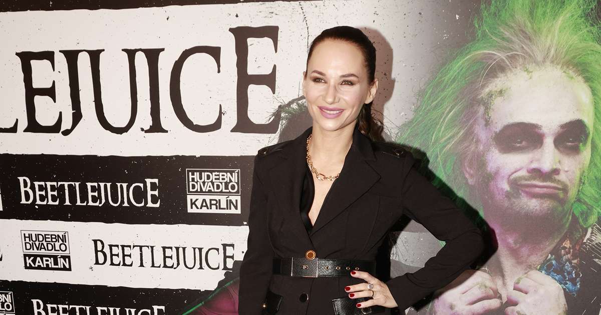 Jak bydlí Sandra Nováková: Luxusní dům za Prahou, který připomíná mořské letovisko