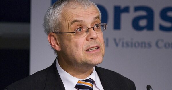 Od premiérského křesla k tučnému důchodu: Vladimír Špidla si nikdy nemohl stěžovat