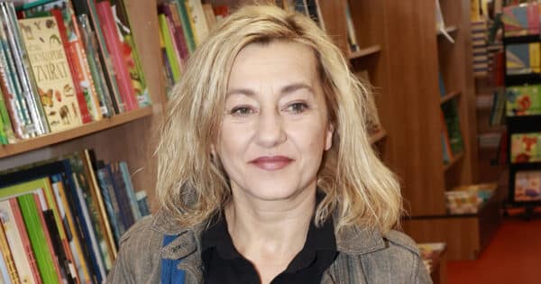 Vanda Hybnerová se opřela do bulvárních časopisů. „Nikomu není nic do toho, s kým žiju, jaká jsem matka a babička,“ vzkázala