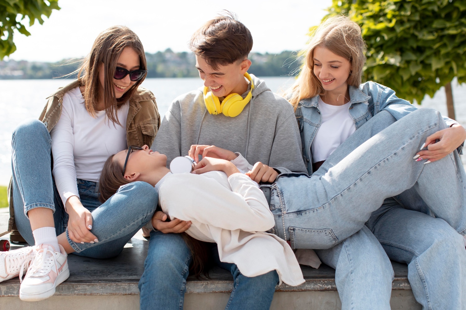 Slang mladých, který dnes slyšíte všude kolem. Naprostá většina dospělých nemá páru, co tyto výrazy znamenají