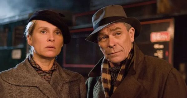 Z domova utekl ve čtrnácti, bratr mu zemřel na rakovinu. Alois Švehlík přišel i o hlas, přesto bojoval až do konce