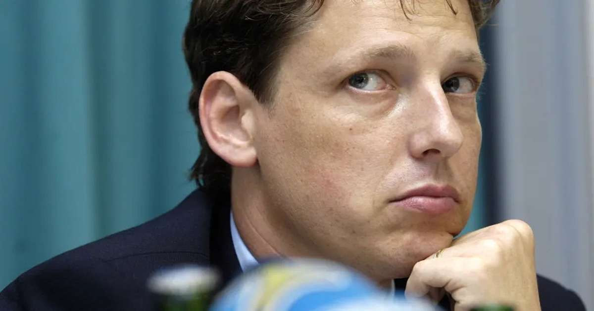 Před třicítkou premiér, pak krutá nemoc. Gross umíral při plném vědomí v těle, které ho den po dni zrazovalo