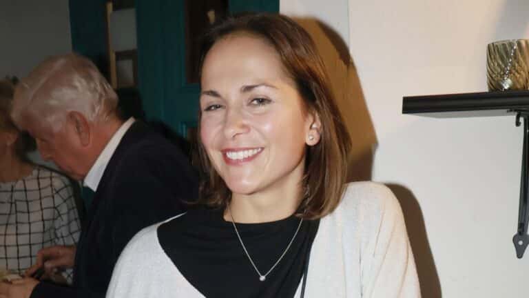4421 kristyna hrusinska