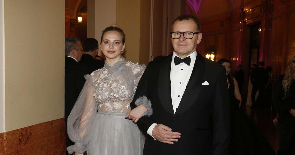 18 dětí se 14 ženami a pořád nekončí. Kollárova partnerka dostala za porod dvě luxusní auta