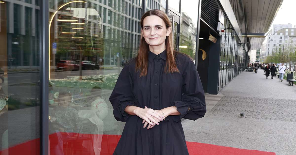 Daniela Brzobohatá v záři reflektorů a bez manžela. Po oficiálním rozchodu se ukázala na pódiu, prsten nechala doma