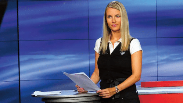 Mráčková byla rosničkou 23 let, pak zmizela z obrazovky. Dnes mluví za Babišovu vládu a bydlí v bílém bytě u Letné