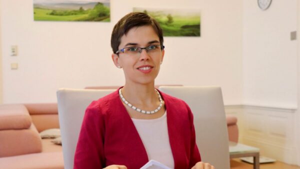 S kým žije Olga Richterová: Manžela i děti chrání zuby nehty, čelila výhrůžkám smrti