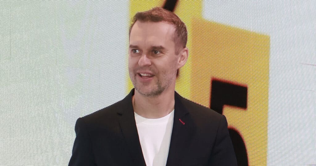 pavel cejnar moderator