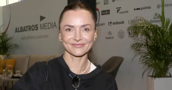 Přijdu si jako produkt, který chtějí zpeněžit. Třeštíková stopla vydání vlastní knihy a naložila knihkupcům za porušení dohody