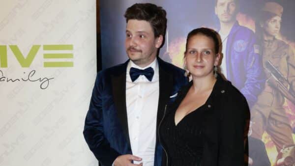 Za covidu zavřeli divadla, on založil firmu na Bali. Ladislav Ondřej z Ordinace staví cizincům vily na klíč