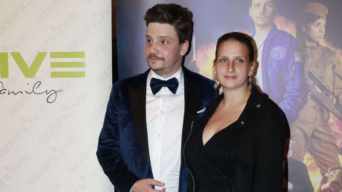 Za covidu zavřeli divadla, on založil firmu na Bali. Ladislav Ondřej z Ordinace staví cizincům vily na klíč