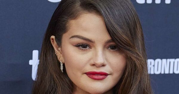 Neuvěřitelný luxus: Selena Gomez bydlí v sídle za 860 milionů Kč. Nechybí kino ani kupole s malovaným stropem