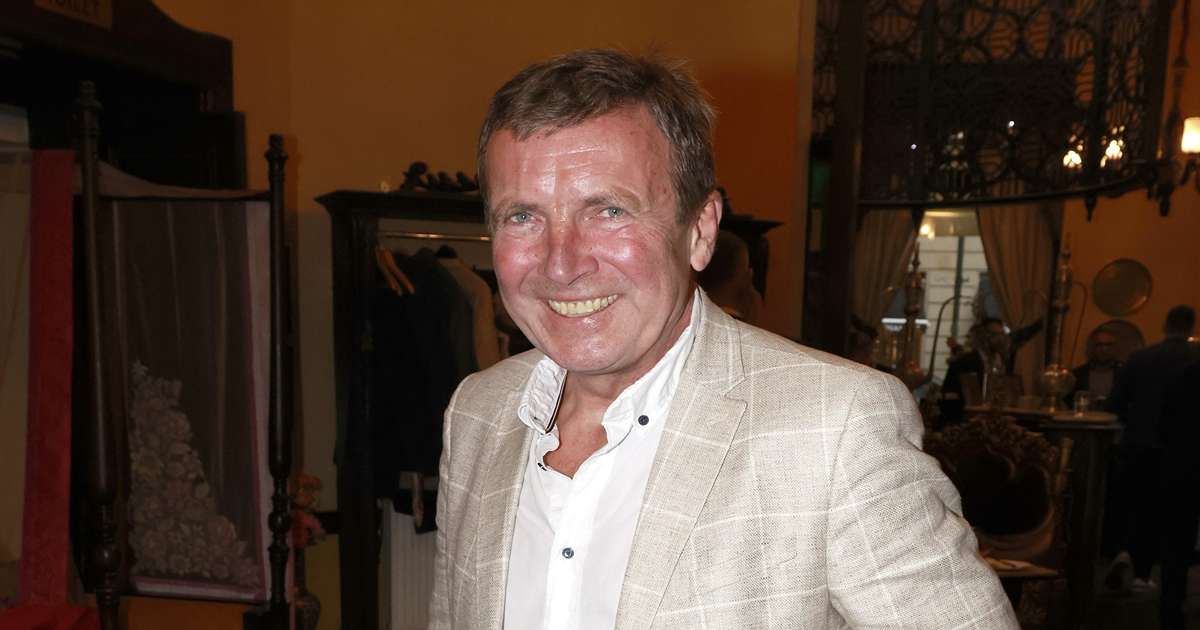 Celý život odváděl daně a daboval hollywoodské hvězdy. Mahdal v 66 letech bere důchod 15 tisíc a musí dál makat