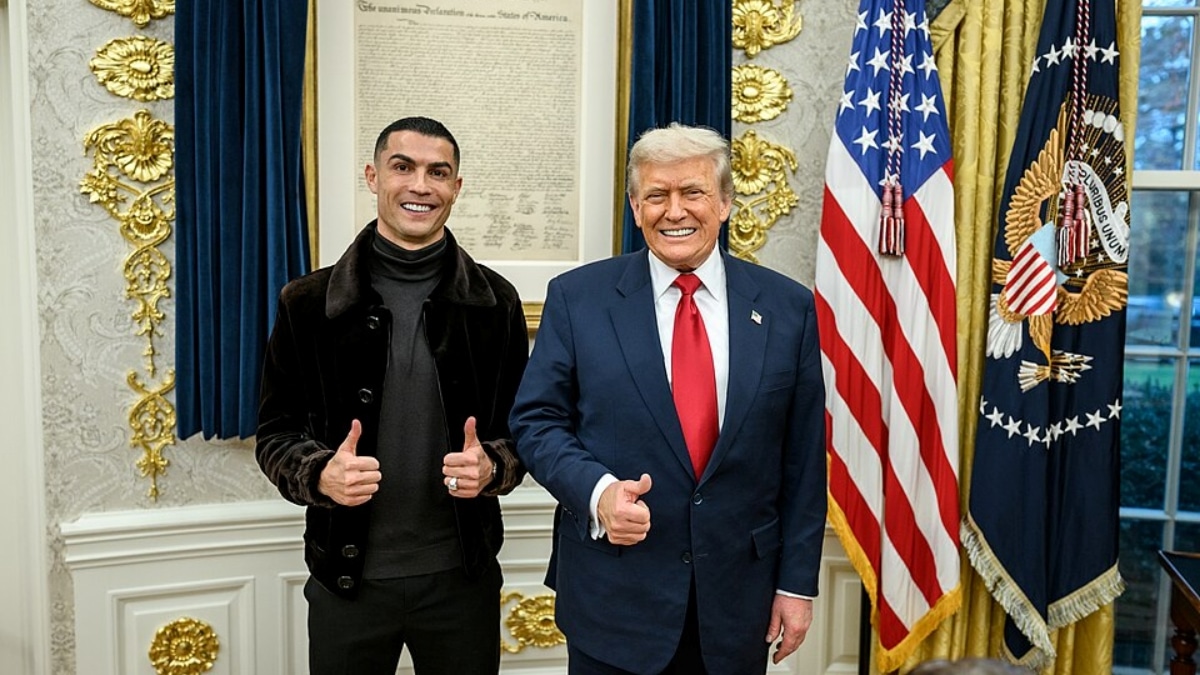 Tisíce lidí čekaly na Ronaldovu svatbu s Georginou. Z auta ale nakonec vystoupila nevěsta, kterou nikdo neznal