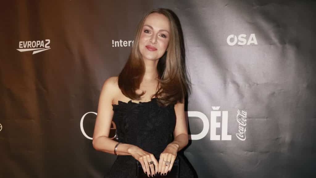 hana makovcova strakata