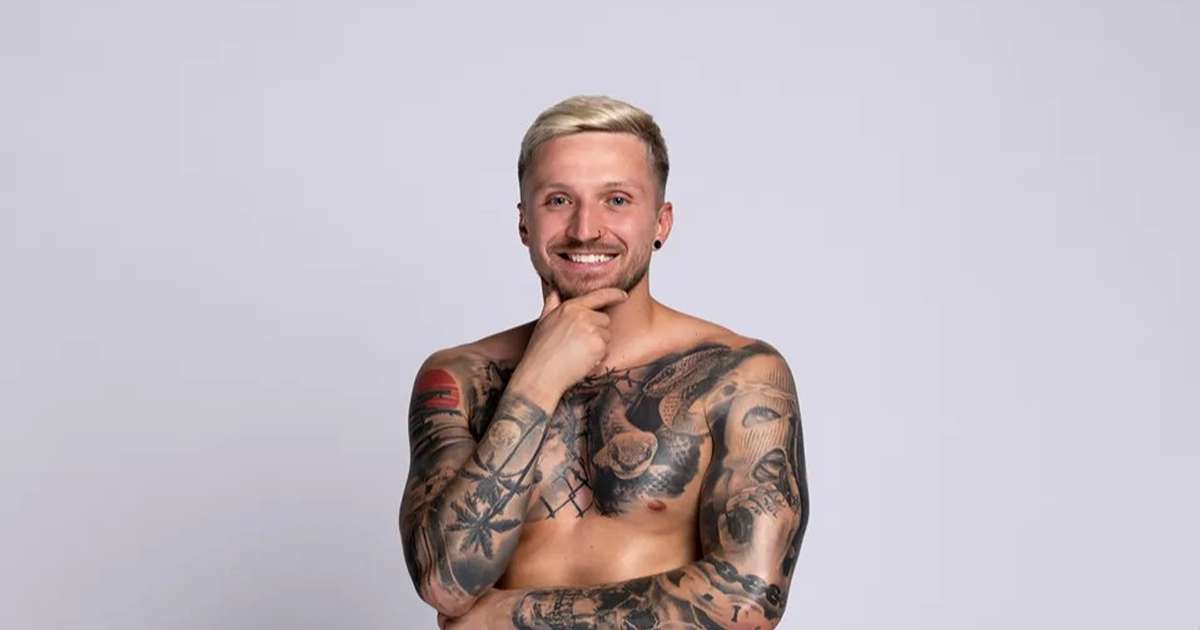 Syn milionáře, který vlastní mrakodrap v Mostě, vtrhl do Love Islandu. Dívky netuší, z jaké rodiny Pepe pochází