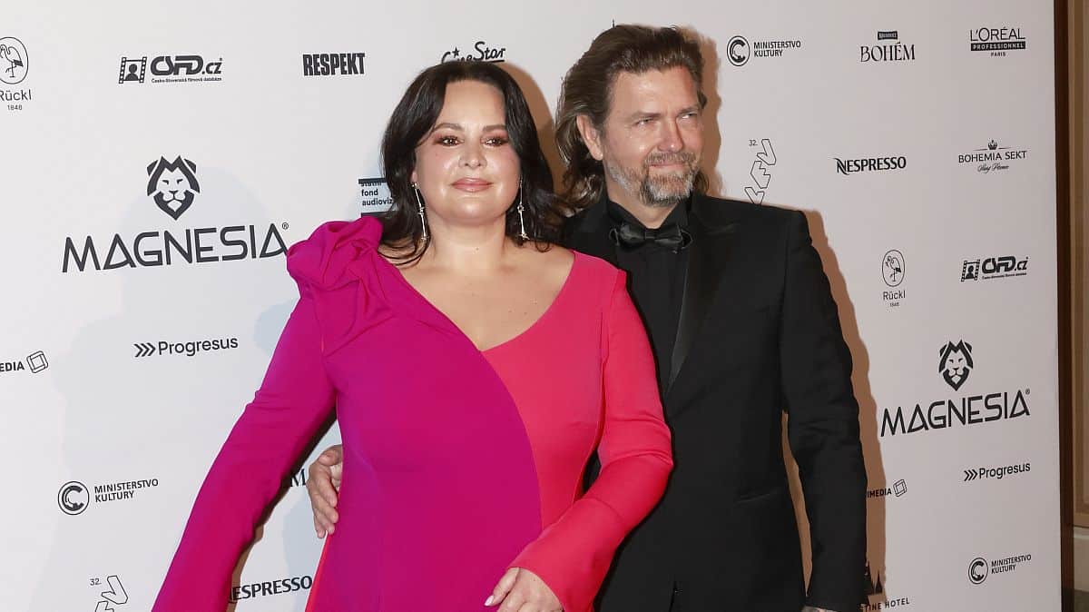Poznali se ve StarDance a zlí jazykové jim nedávali šanci. Čvančarová s Čadkem po šestnácti letech ukázali, jak to mezi nimi jiskří